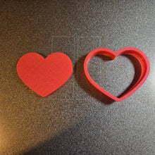 Load image into Gallery viewer, Heart wIth Bow Cookie Cutter Stamp Set, Valentine's Day cookies #heart #boxofchocolates