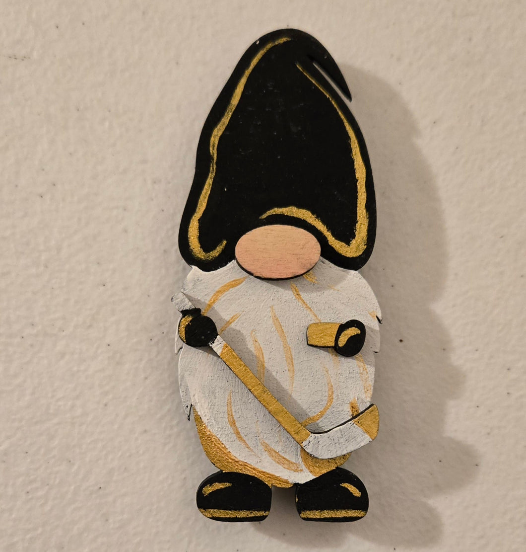 Hockey Gnome magnet show special