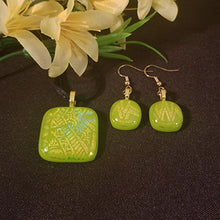 Load image into Gallery viewer, Dicroic Glass Jewelry Set gift present sparkly
