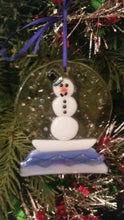 Load and play video in Gallery viewer, Fused glass Snow globe with snowman ornament, holiday bauble, handmade
